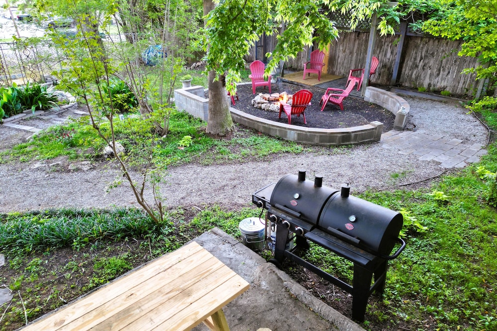 Conroe Home w/ Enclosed Deck: Pets Welcome! - Property Image 9