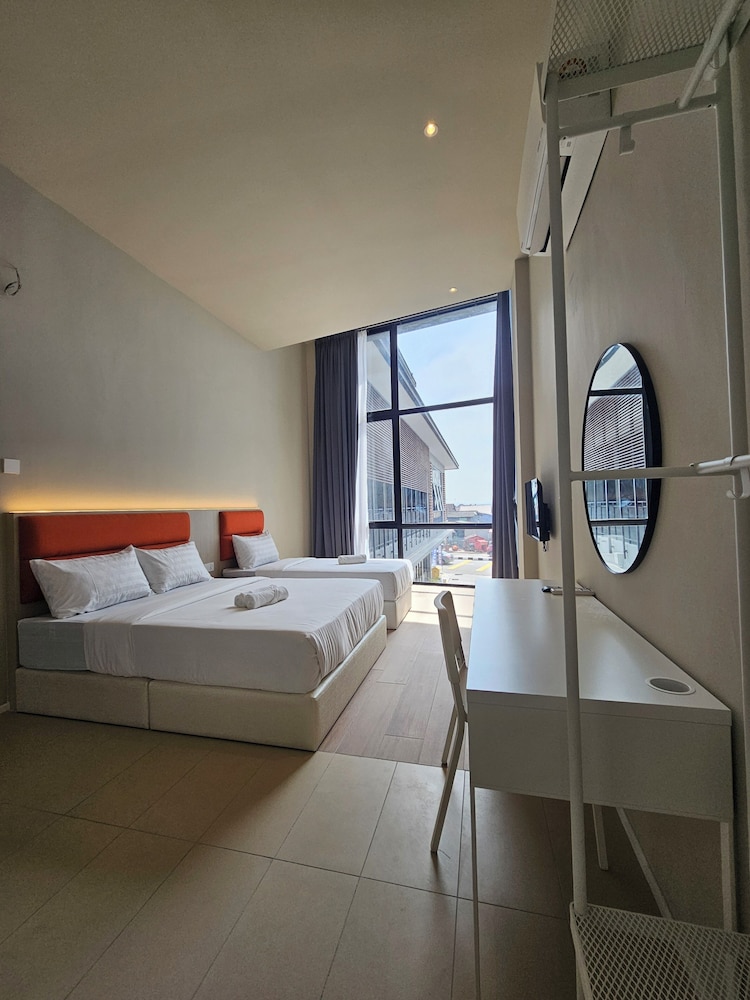 Room at Weld Quay Georgetown photo 3