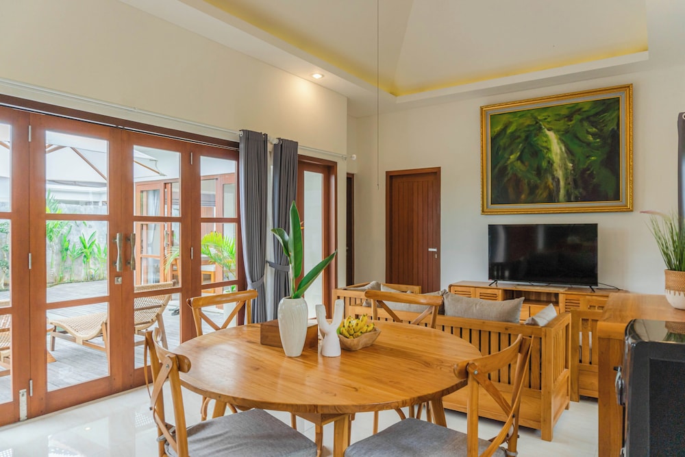 Kemawan Luxury Villas