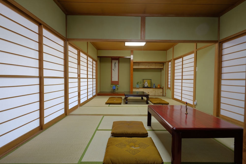 Tokiwa - KAMAKURA Backpackers