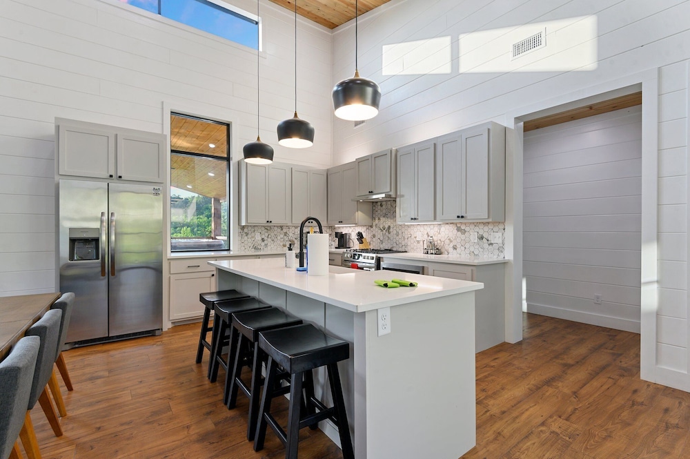 Luxury Retreat in Broken Bow