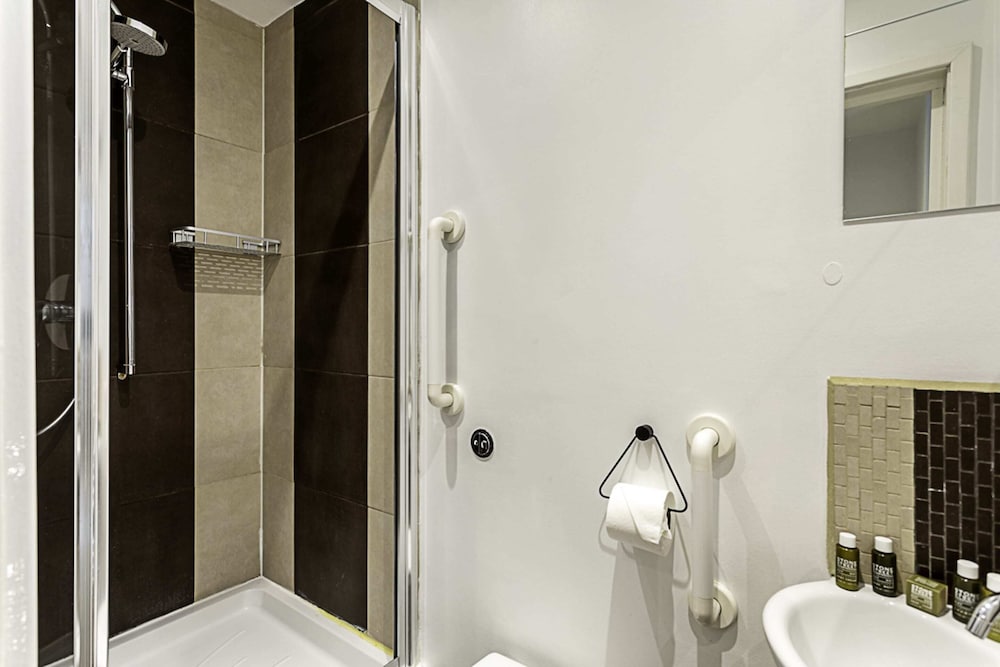Elegant 3 bed Apartment in Earls Court