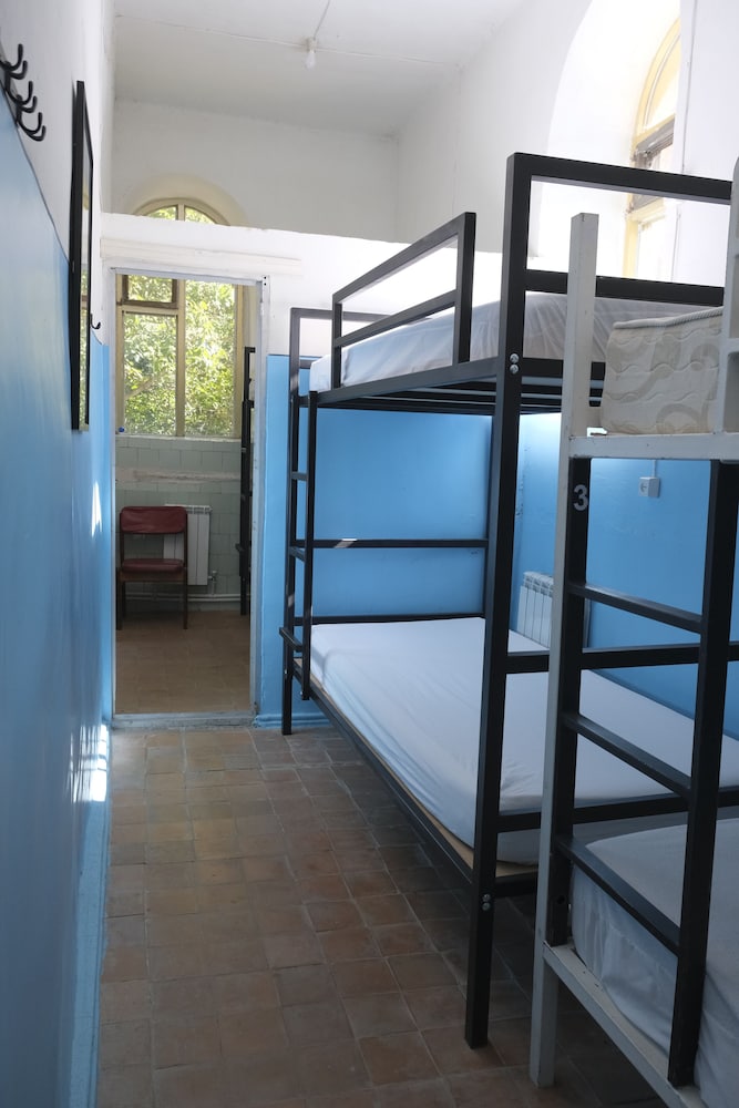 Tumanyan Bathhouse Hostel