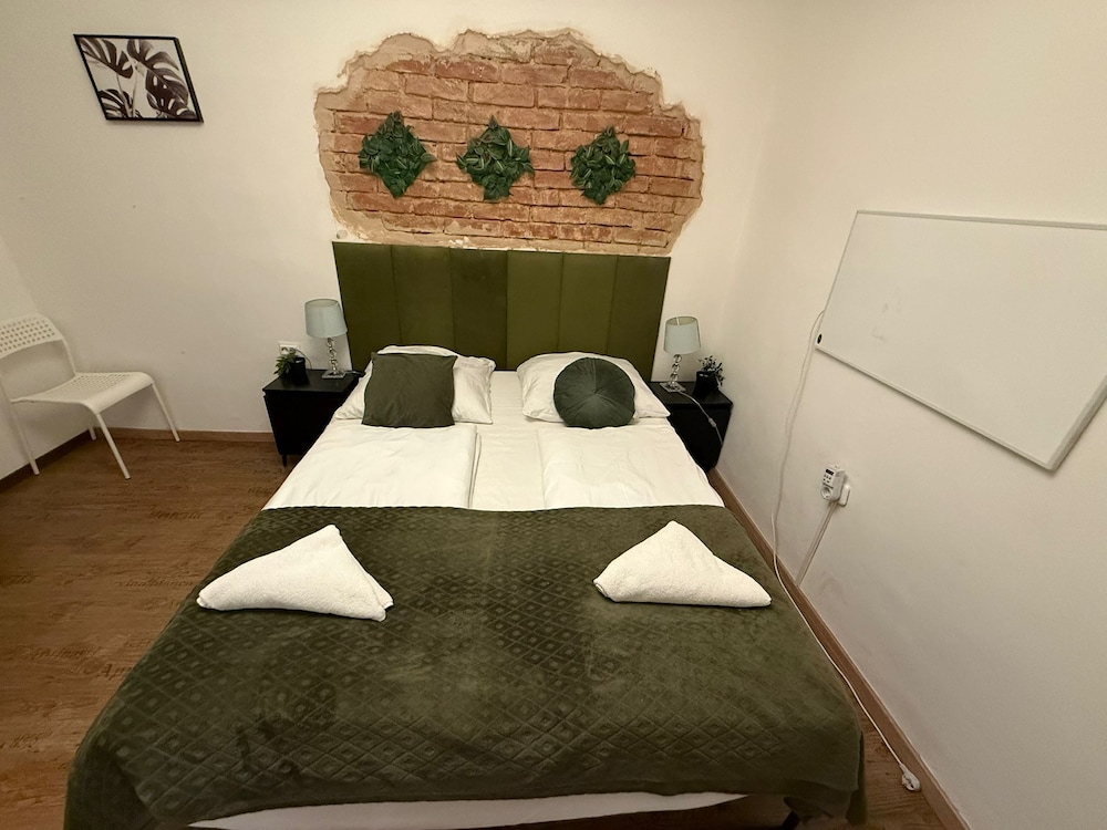 Affordable 2BR Apt 10 Min to Westbahnhof