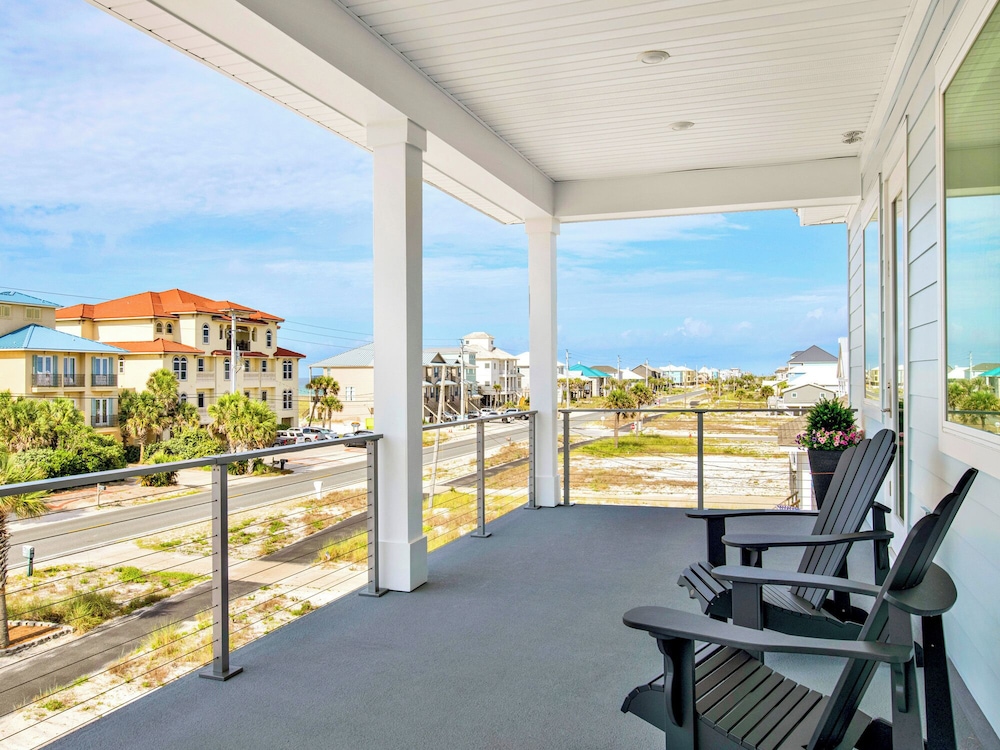 Navarre Dreams by Southern Vacation Rentals