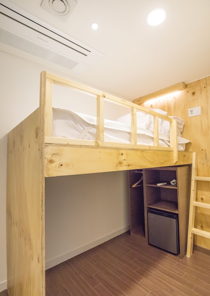 Step Inn Myeongdong 1 14