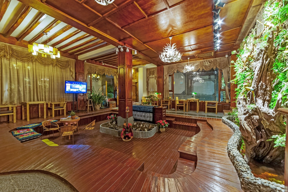 Dali BOOK INN
