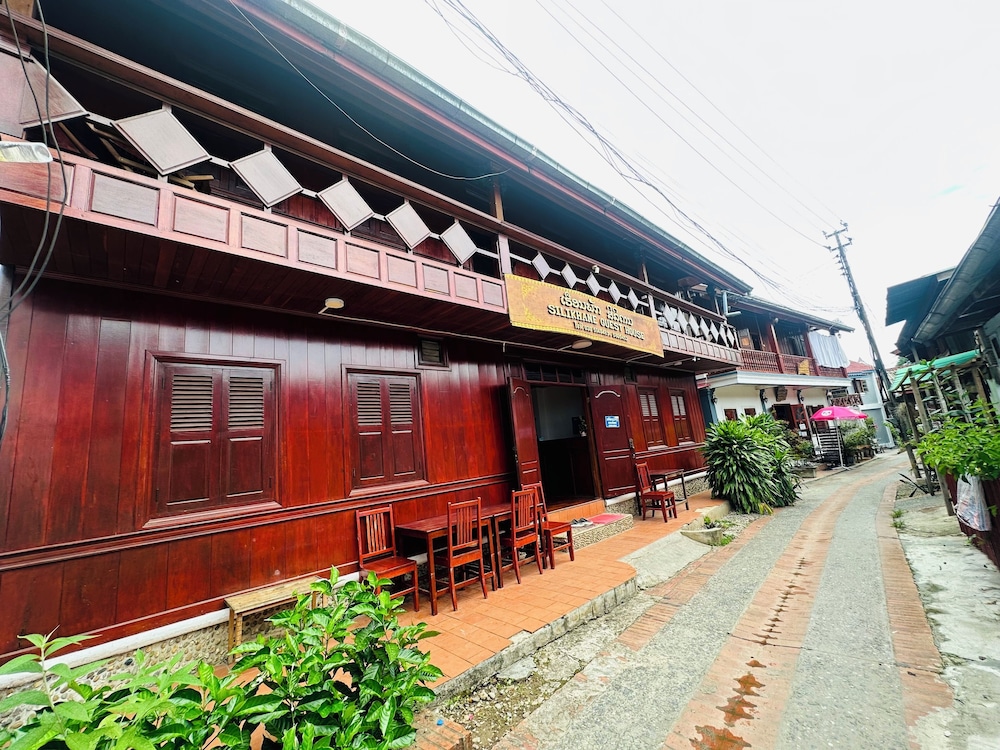 Silikhane Guest House