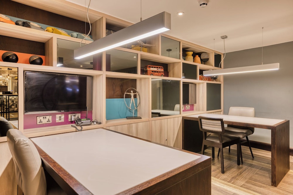 Premier Inn London Gatwick Airport A23 5