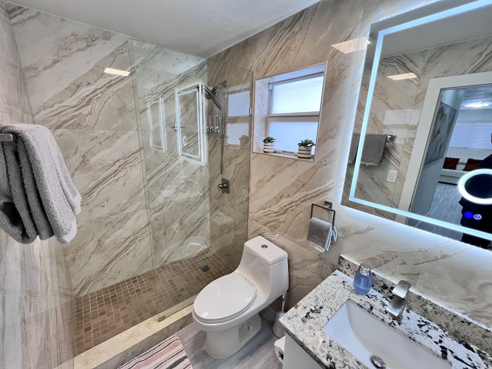 💎💎stylish 2 Bedrooms Apartment By Miami Airport