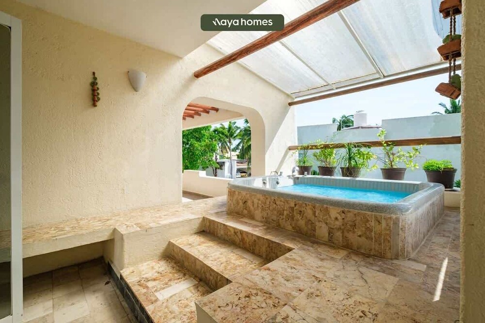 Amazing House -private Pool - Tennis - Paddle Cour