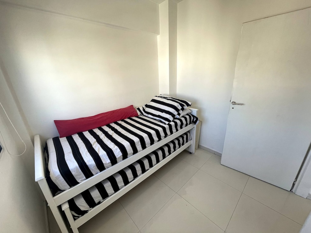 Palermo Queens: Where Urban Chic Meets Bohemian Charm
