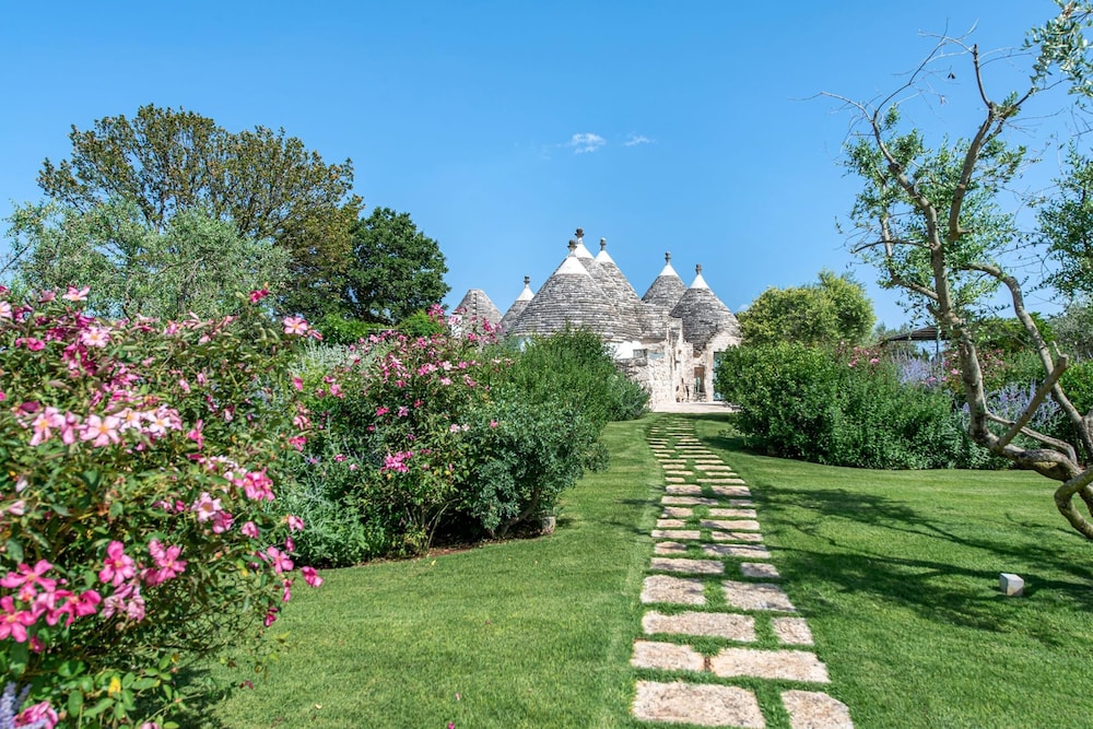 Tenuta Diciassetteconi Trulli With Pool view 5