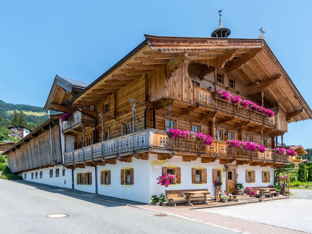 Beautiful Flat in Kirchberg Near the ski Area view 4