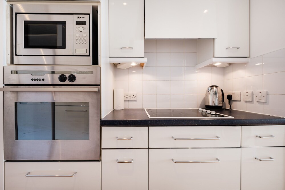 Holborn Penthouse Apartment with Terrace