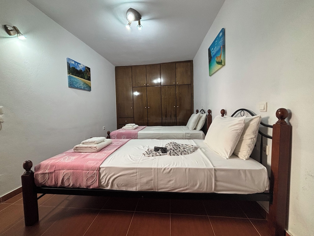 Electra Stone Suite