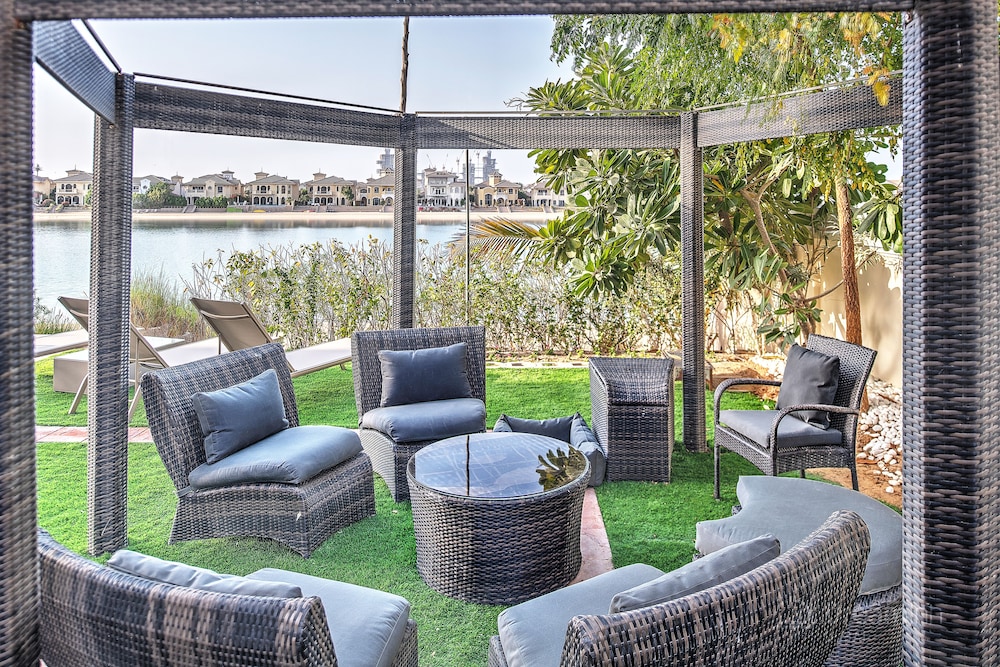 Dream Inn Dubai-Palm Island Retreat Villa