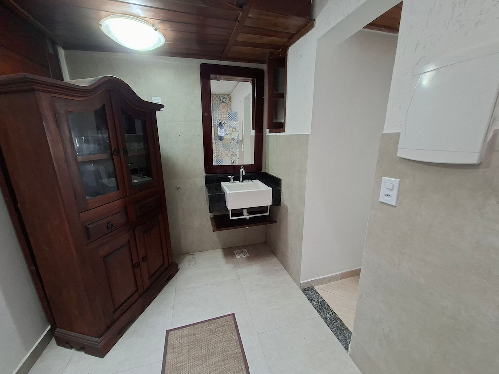 Apartment With Barbecue Area in Portinho Cfn0847
