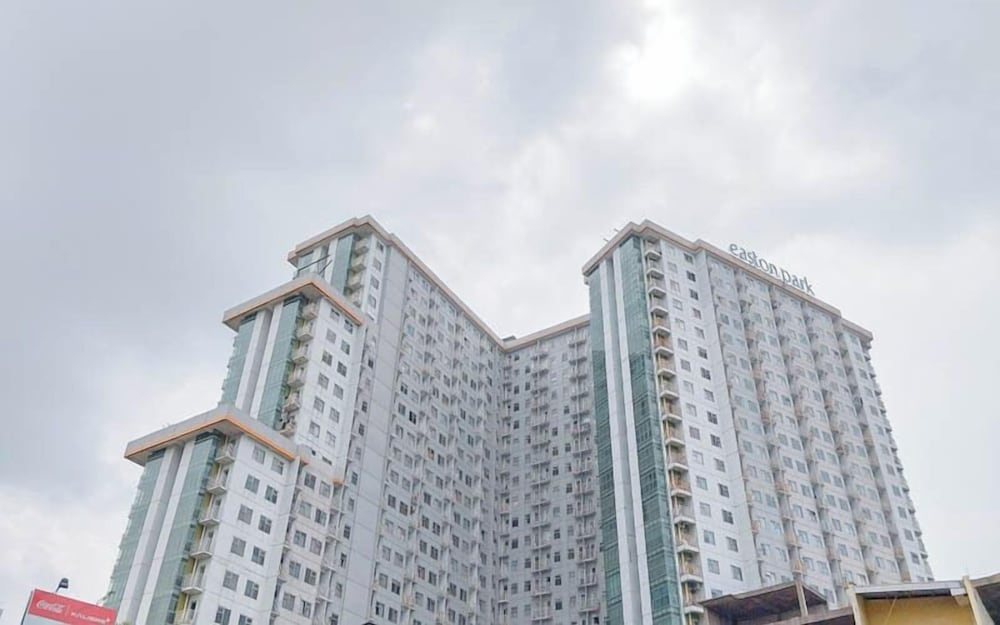 Tranquil and Comfy Studio Apartment at Easton Park Residence Jatinangor