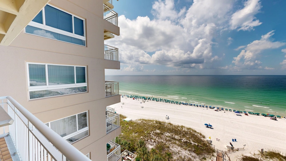 Destin Towers 113 2 Bedroom Condo