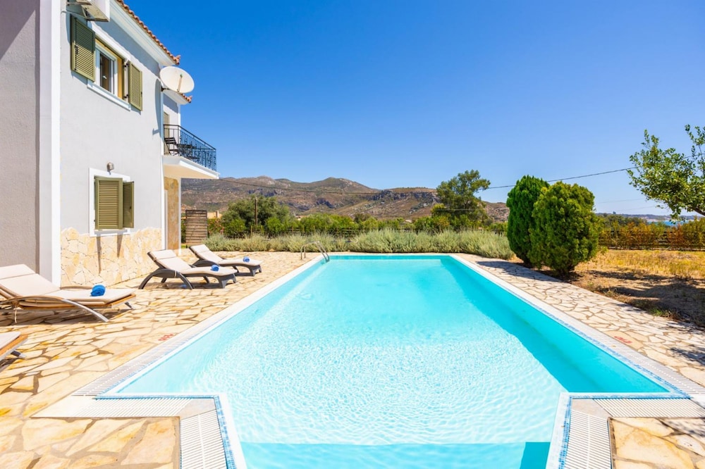 Villa Kostis in Kateleios