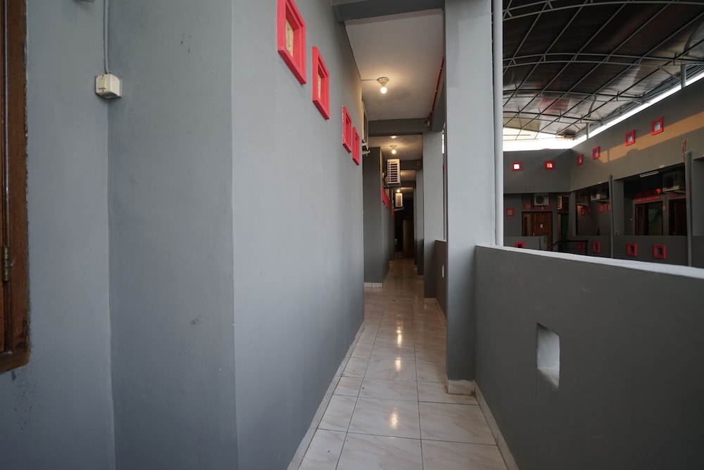 Hotel O Palembang Near Bumi Sriwijaya Stadium Formerly HPA Homestay