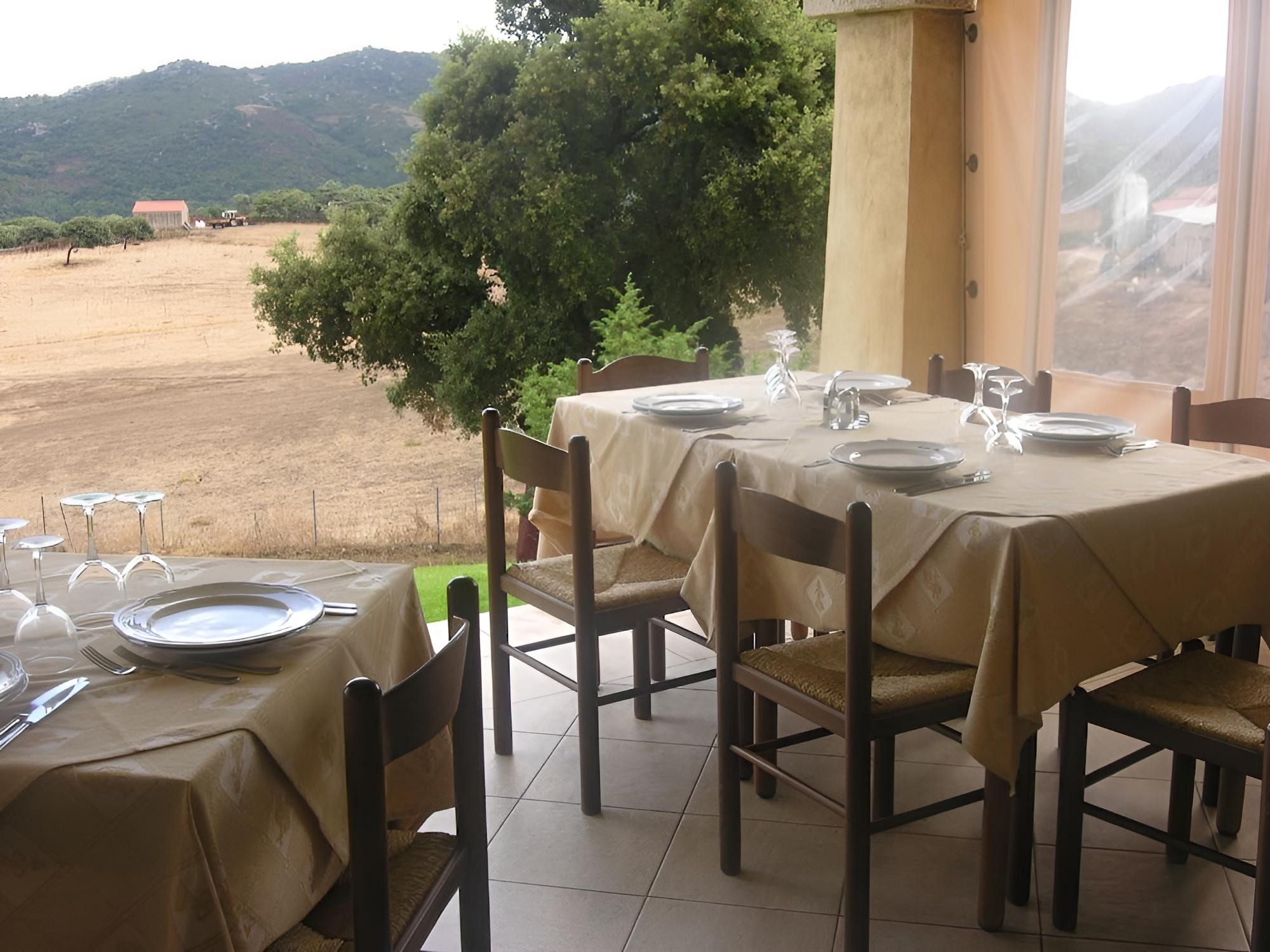 Hotel Funtana Abbas