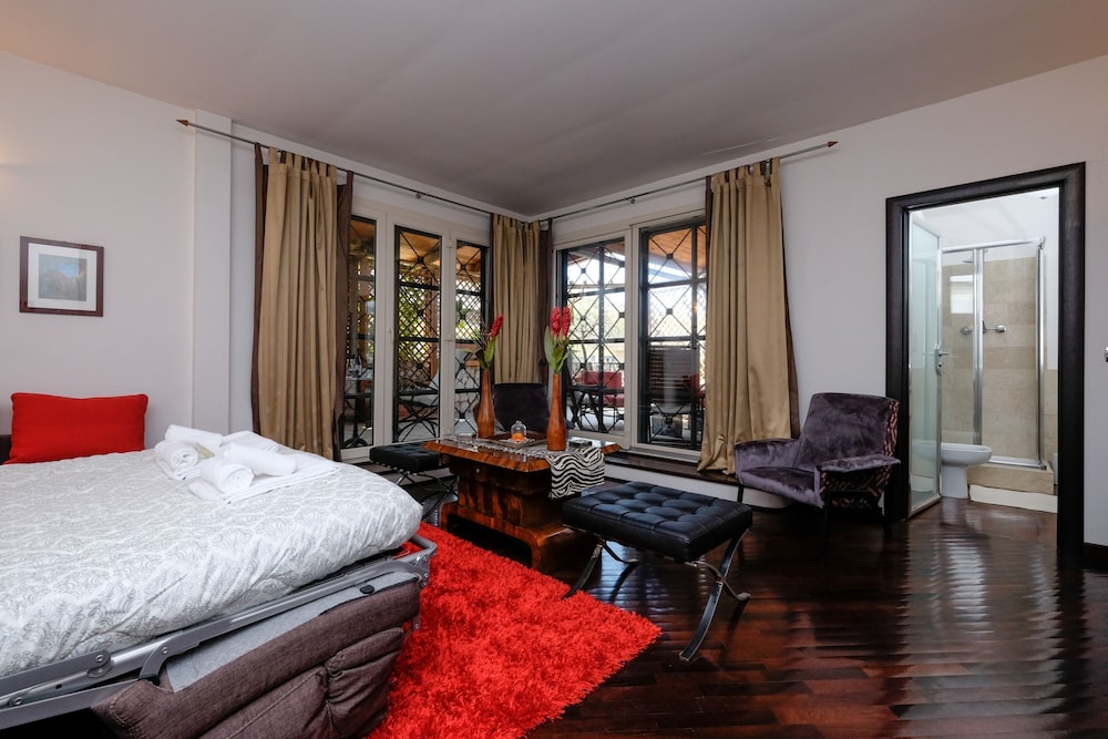 Amazing Penthouse by Caracalla