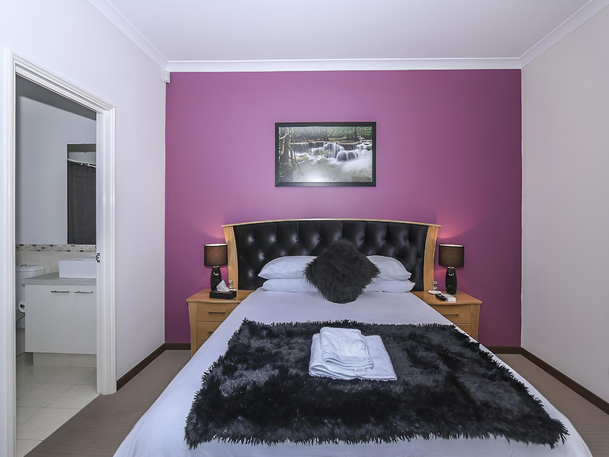 Rose Hotel Clarkson