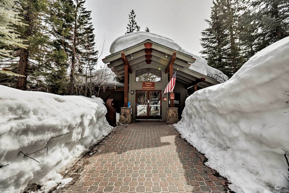Lake Tahoe Vacations - Condo at Northstar Village - Base of Ski Resort! - Property Image 5