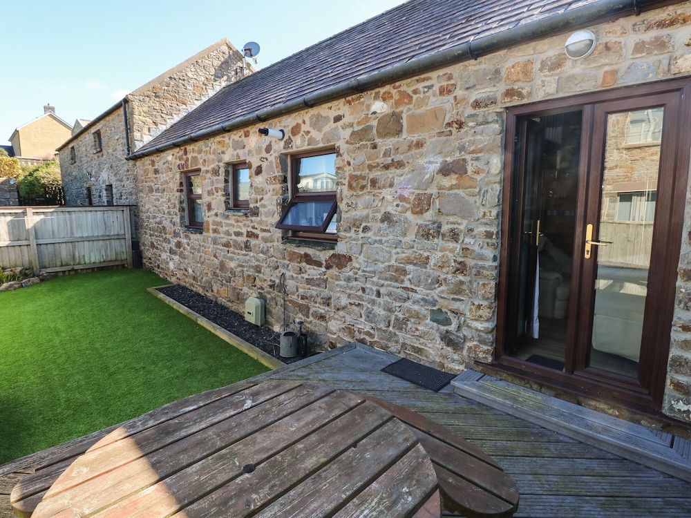 Corner Cottage