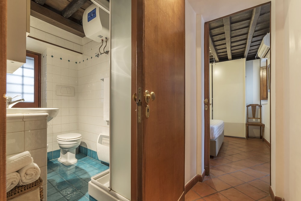 Stylish Flat Domus Aurea