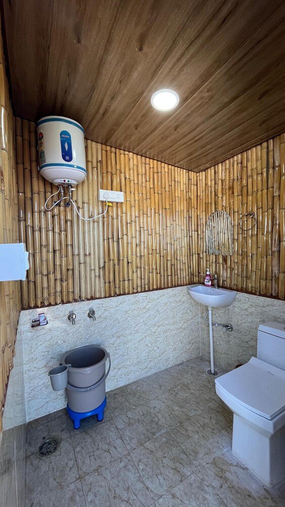 JijiVisha Resort Shimla