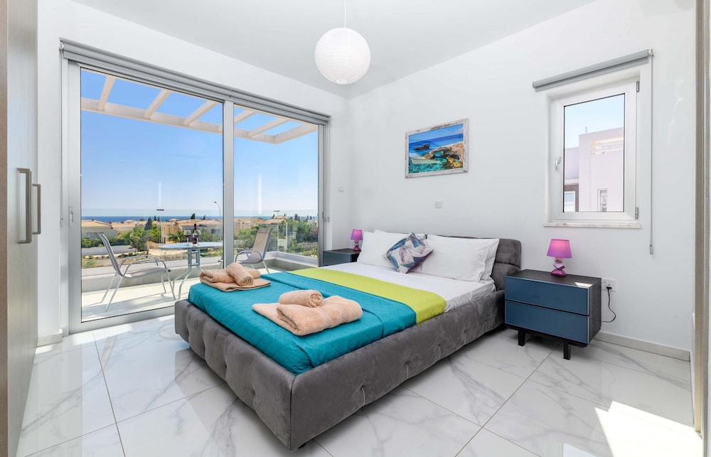 Mylos Lifestyle Seaview Villa 15