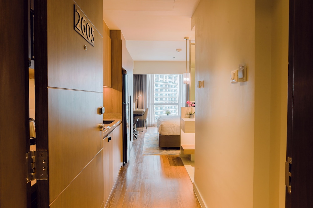 Hotel Residences at Acqua