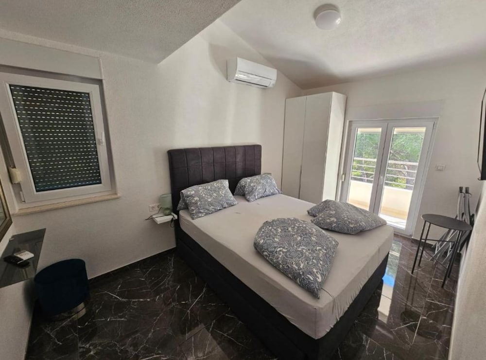 Spacious Villa With Outdoor Swimming Pool in Trogir