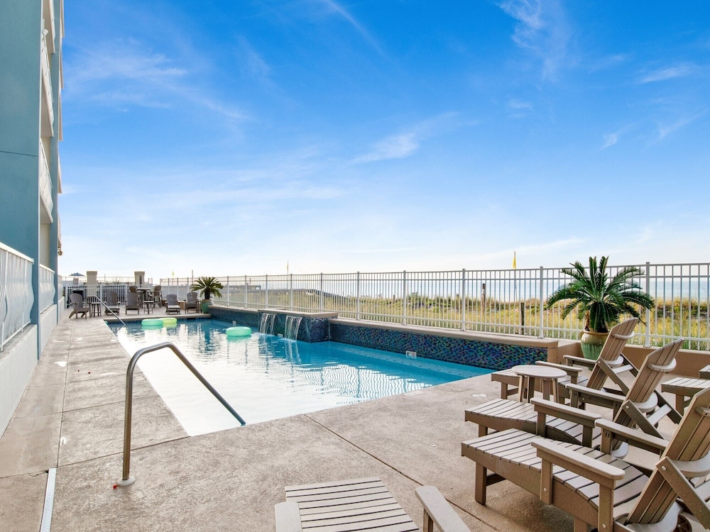 Emerald Key #602 by Southern Vacation Rentals