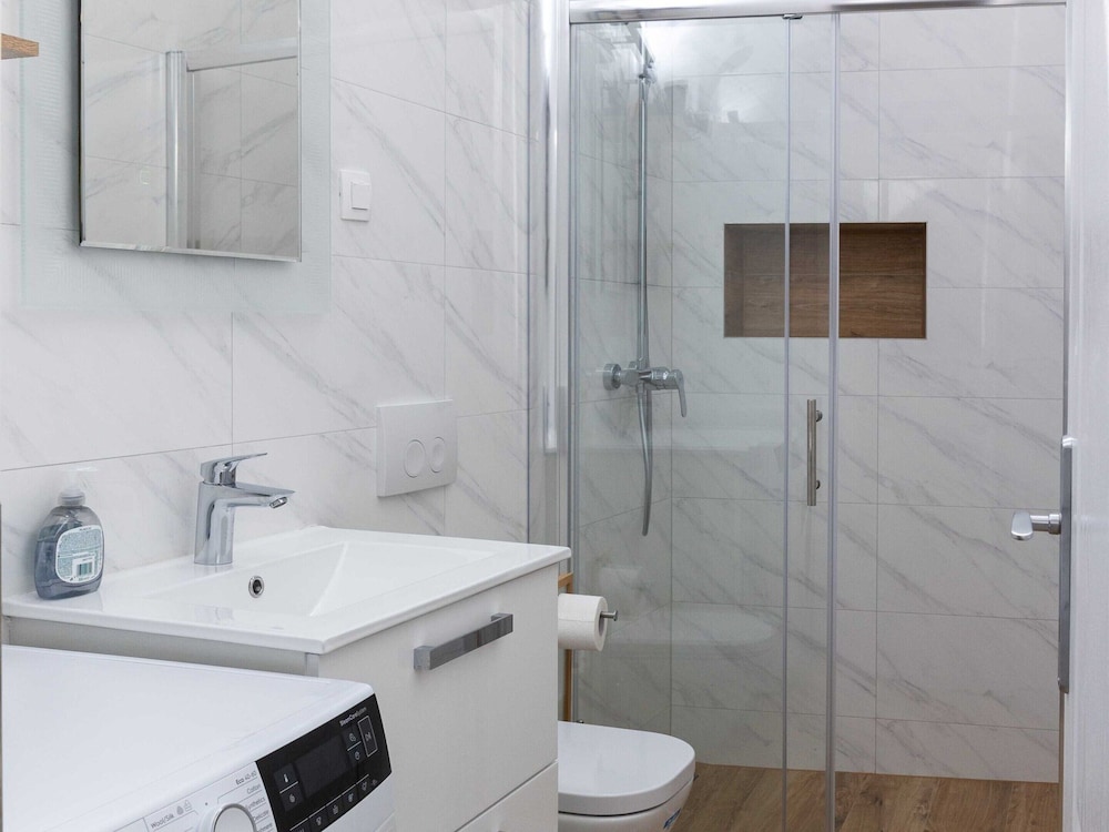 Apartment Thon - One Bedroom Apartment With Terrace and Garden View