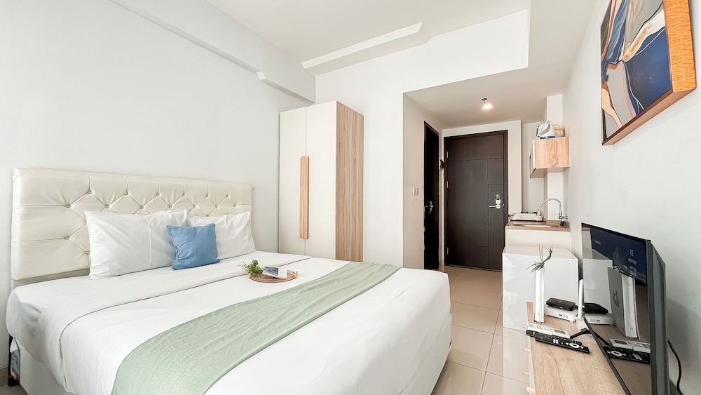 Elegant and Homey Studio Apartment Citra Living