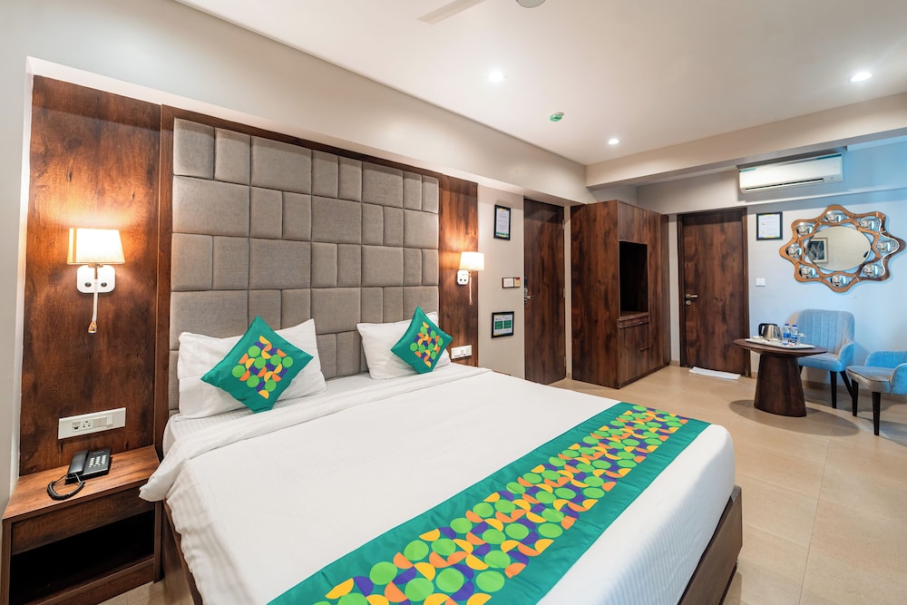 Treebo Premium Nova Candolim with Pool and spa