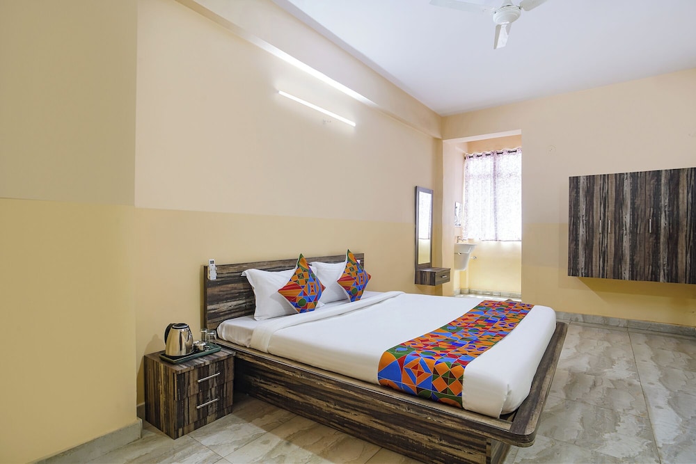 Fabhotel Sree Venkateshwara Residency