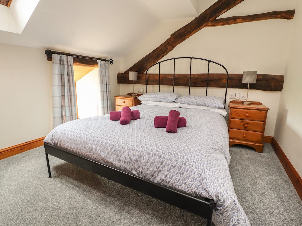 Ingleborough Barn