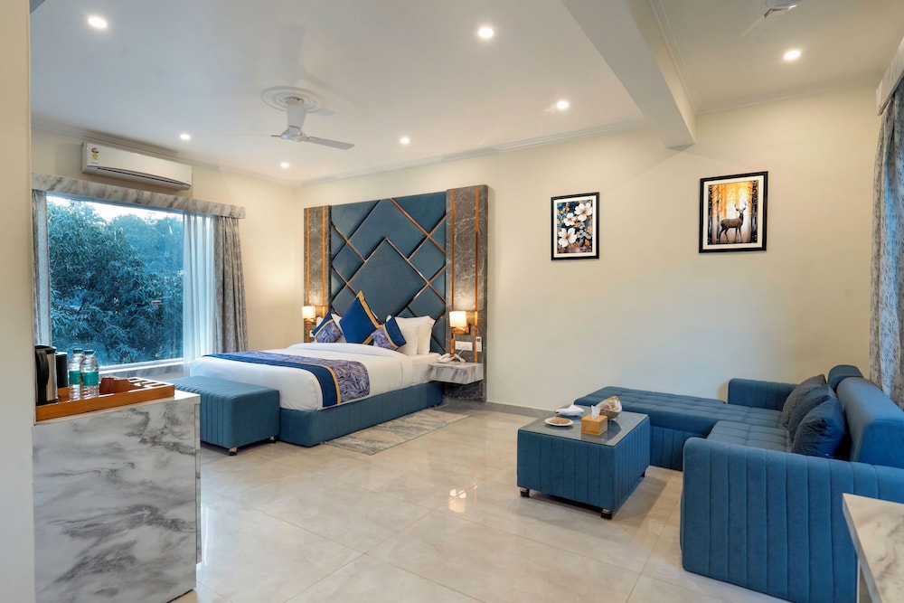 River Heritage Resort