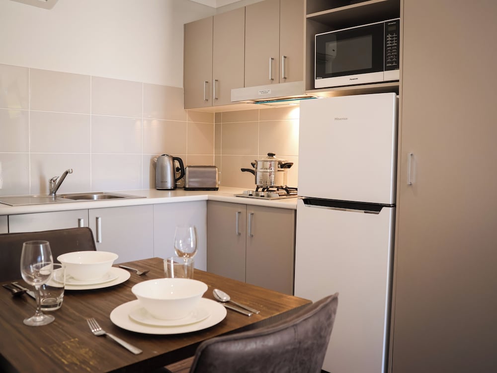 Eastend Studio Apartments