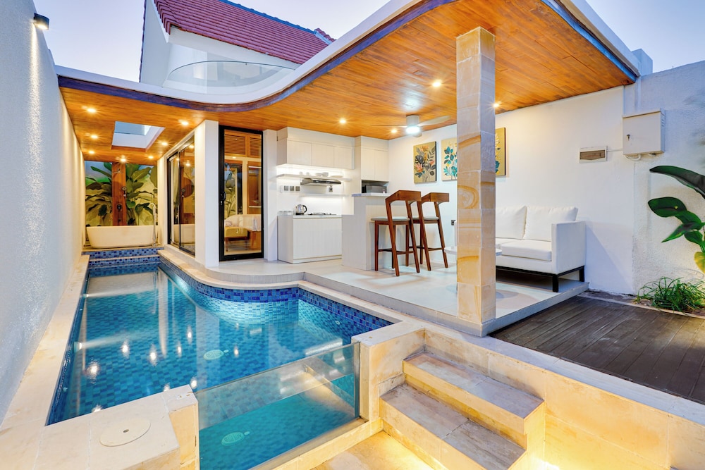 LaLuxe Villa and Residence