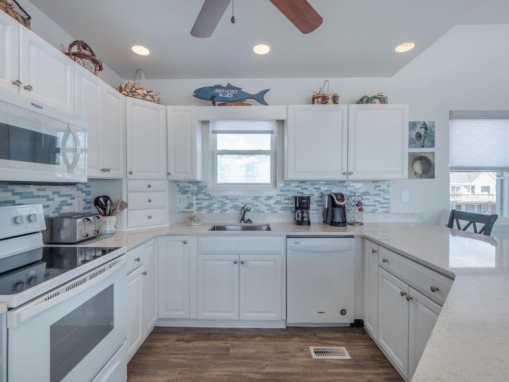 Sweet Surrender by Topsail Realty