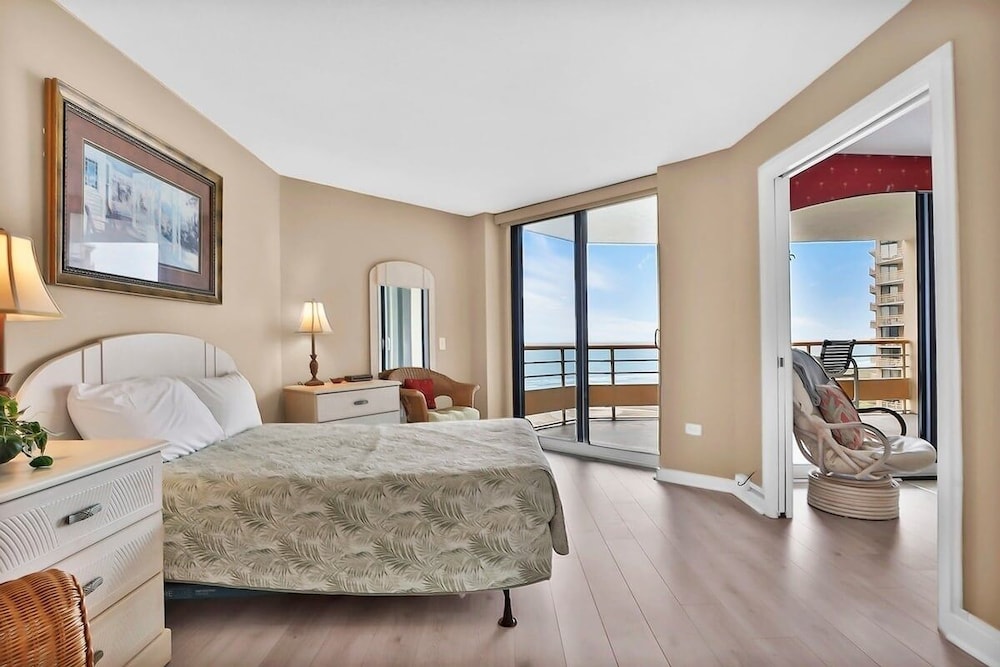 Ocean Creek North Tower F11 2 Bedroom Condo