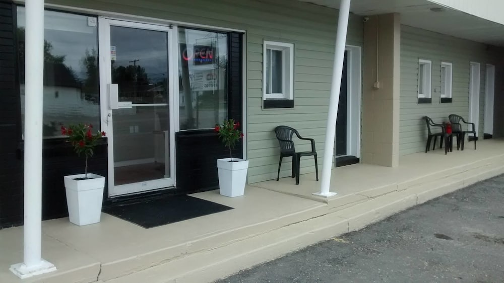 Wheel Inn Motel