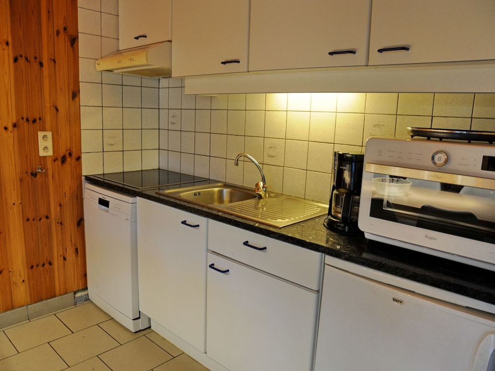 Comfortable, Renovated House With a Microwave, Near Vielsalm