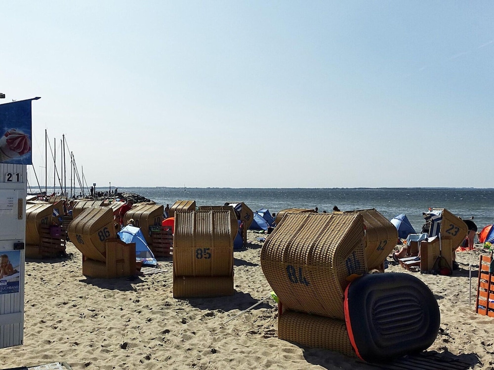 Cozy Coastal Apartment in Poel